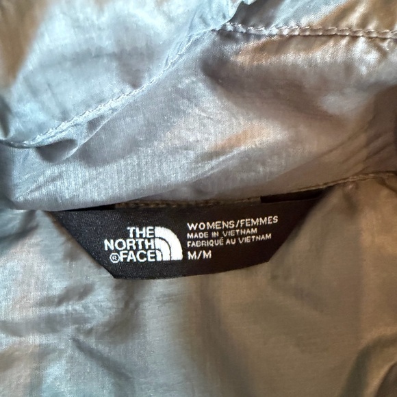 The North Face Gray Puffer Jacket - Picture 3 of 3